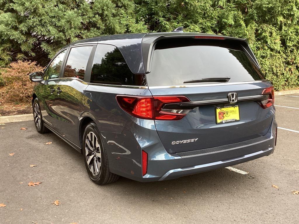 used 2026 Honda Odyssey car, priced at $40,481