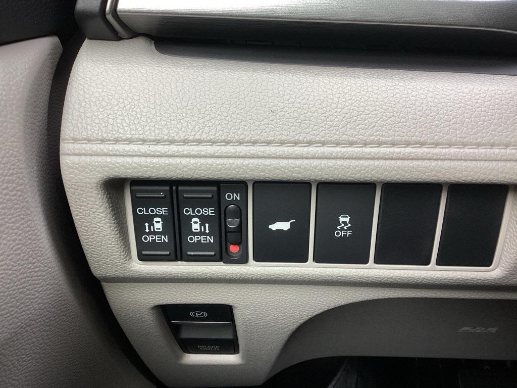 used 2026 Honda Odyssey car, priced at $40,481