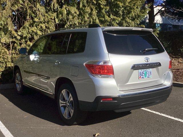 used 2012 Toyota Highlander car, priced at $17,981