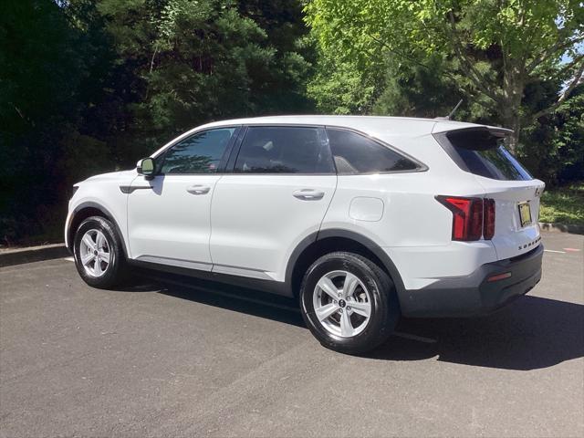 used 2021 Kia Sorento car, priced at $21,481