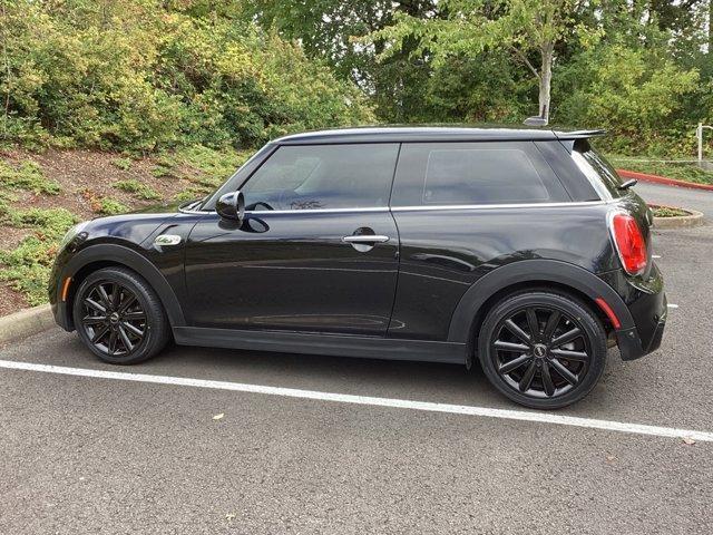 used 2018 MINI Hardtop car, priced at $20,481