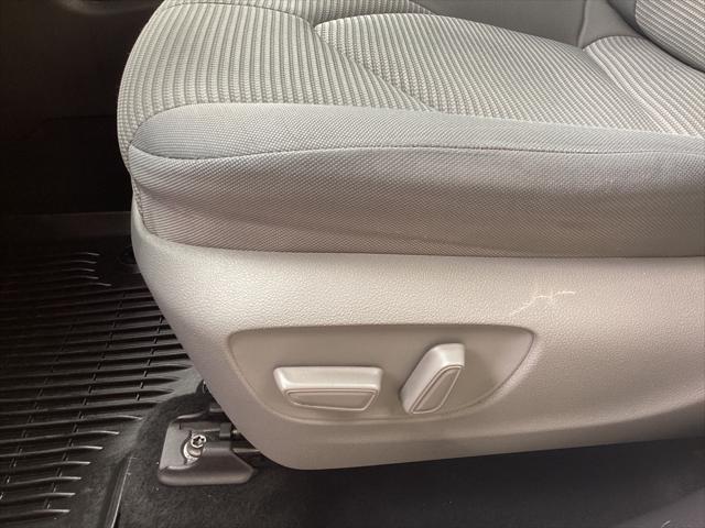 used 2022 Toyota Highlander car, priced at $34,981