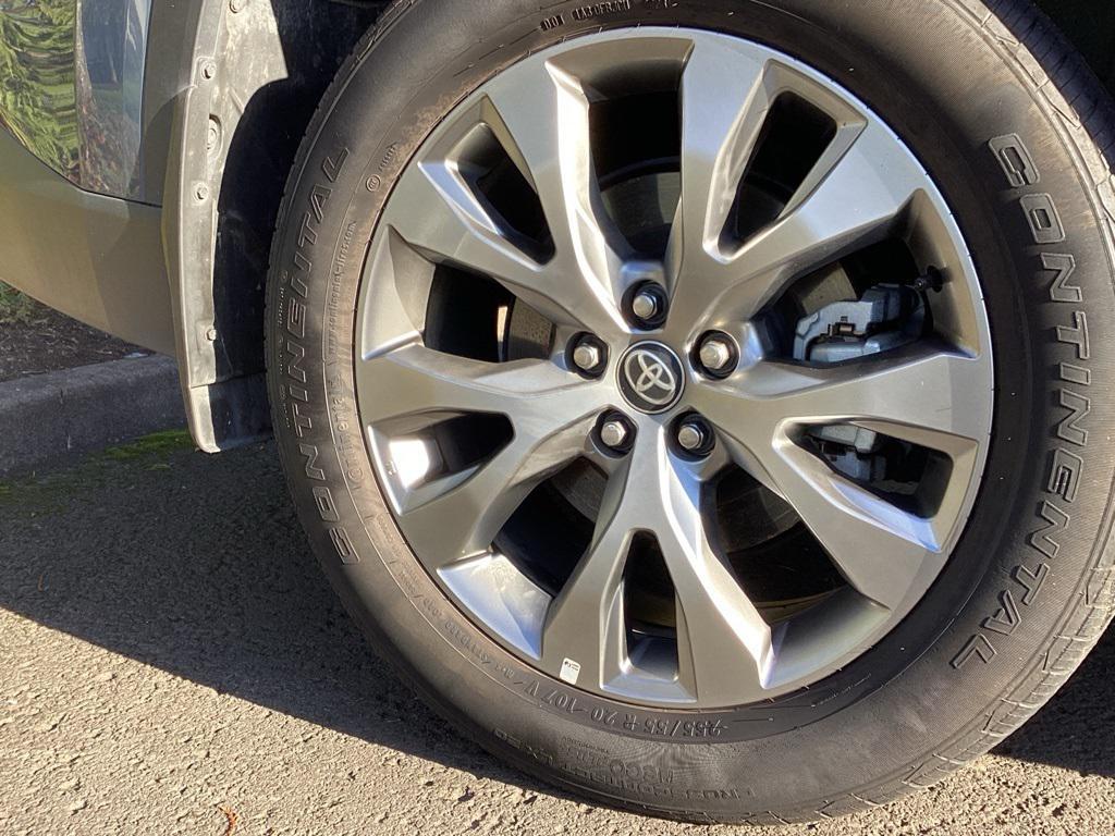 used 2024 Toyota Grand Highlander car, priced at $45,956