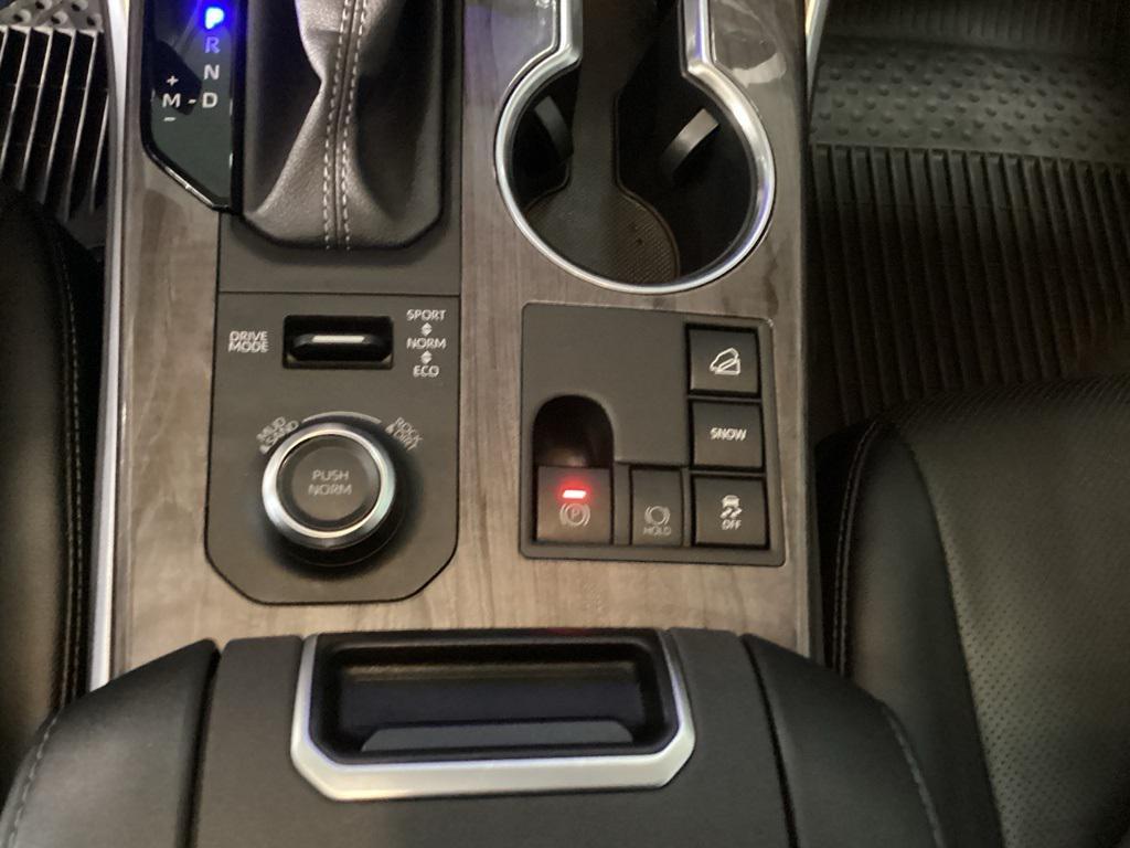 used 2024 Toyota Highlander car, priced at $48,481