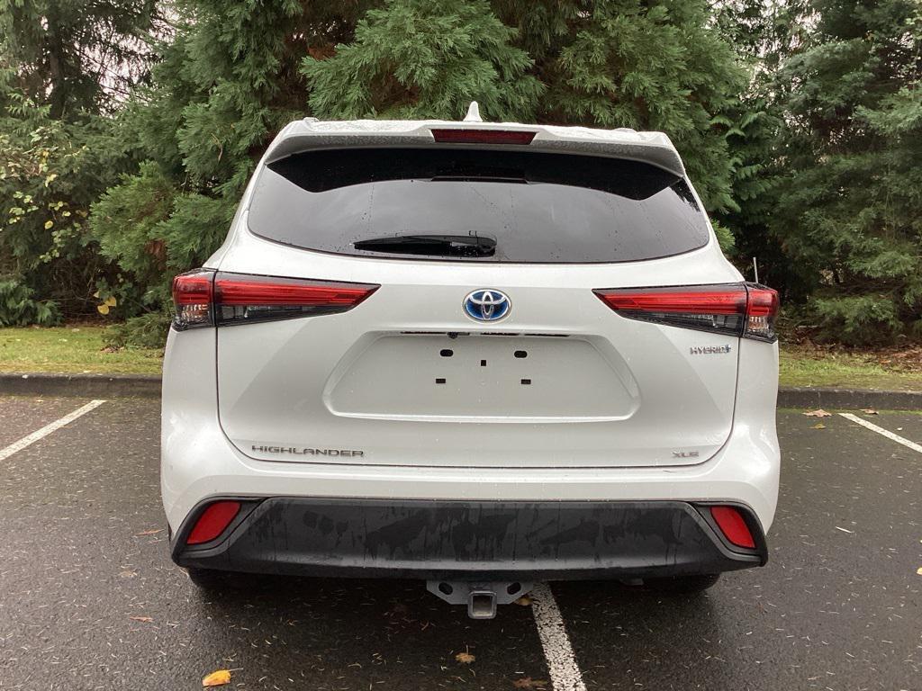 used 2022 Toyota Highlander Hybrid car, priced at $37,996