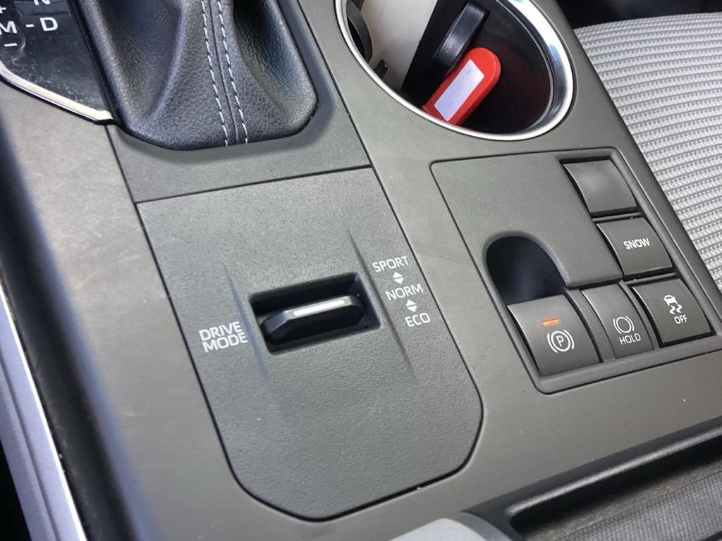 used 2024 Toyota Highlander car, priced at $36,981
