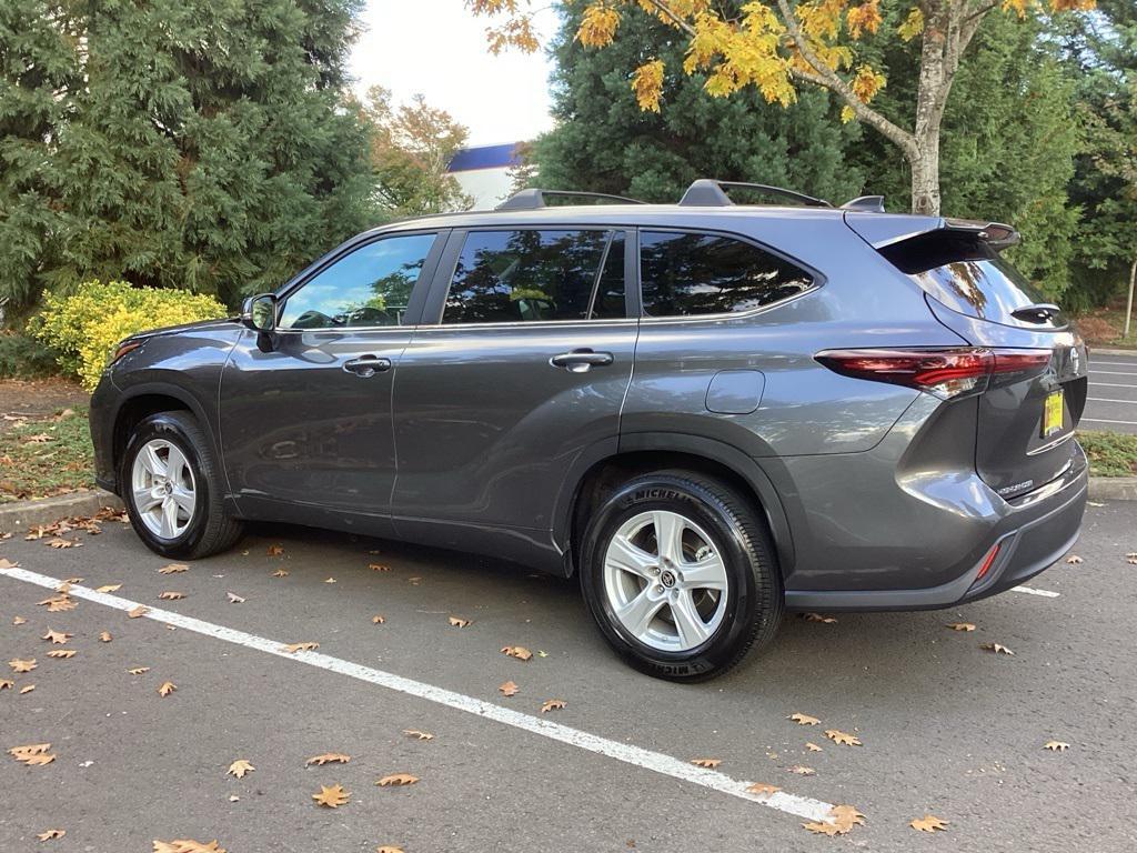 used 2024 Toyota Highlander car, priced at $36,981