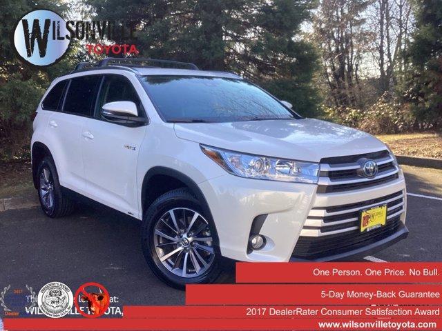 used 2019 Toyota Highlander Hybrid car, priced at $34,981