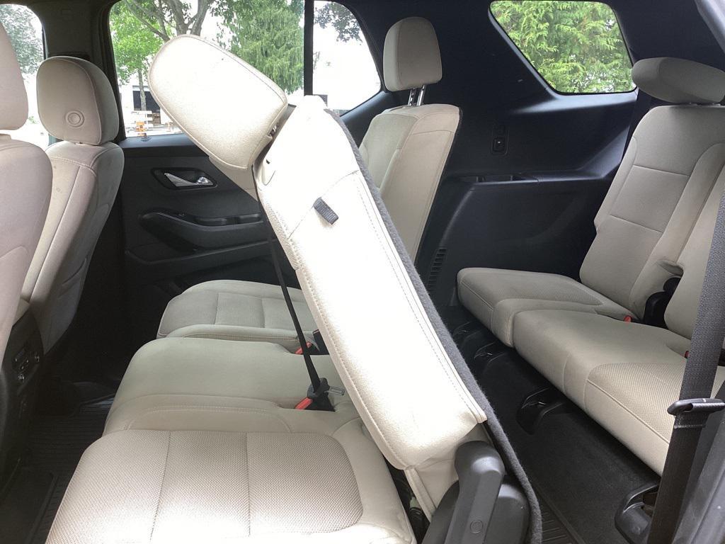 used 2023 Chevrolet Traverse car, priced at $23,981