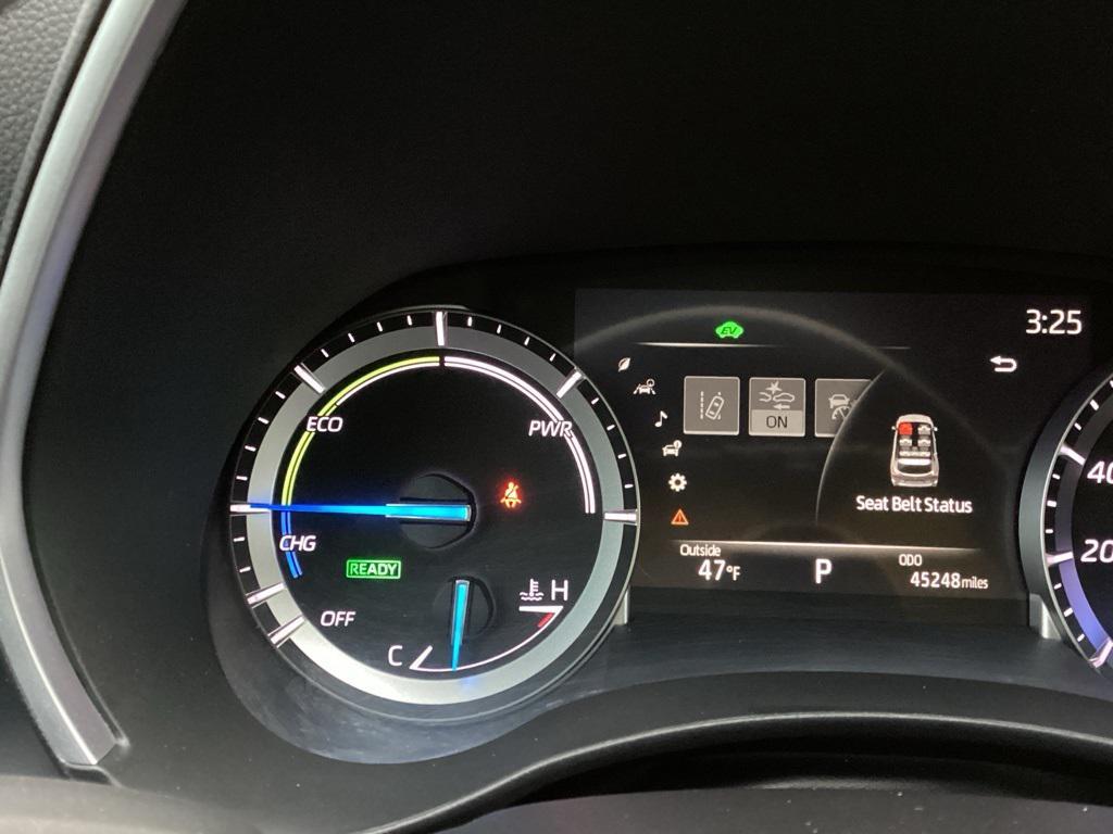 used 2022 Toyota Highlander Hybrid car, priced at $36,998