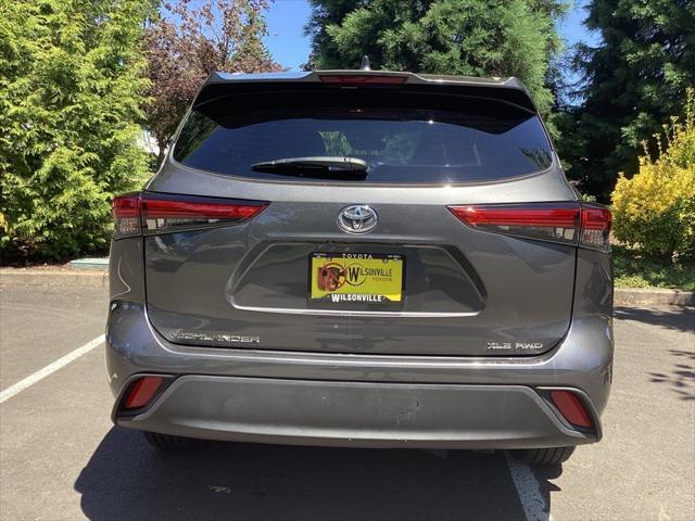 used 2023 Toyota Highlander car, priced at $39,492