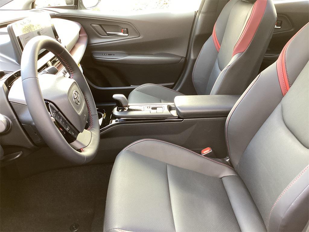 new 2026 Toyota Prius Plug-In Hybrid car, priced at $40,908