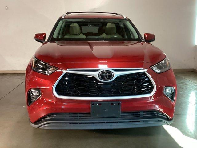 used 2022 Toyota Highlander car, priced at $35,481