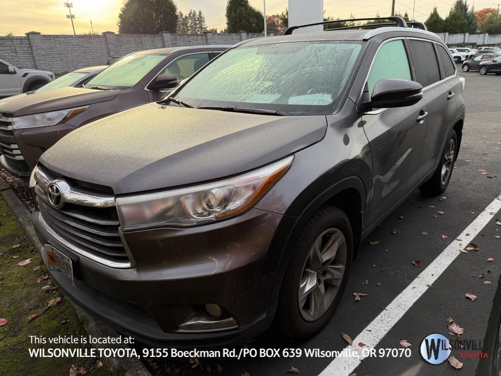 used 2016 Toyota Highlander car, priced at $22,481