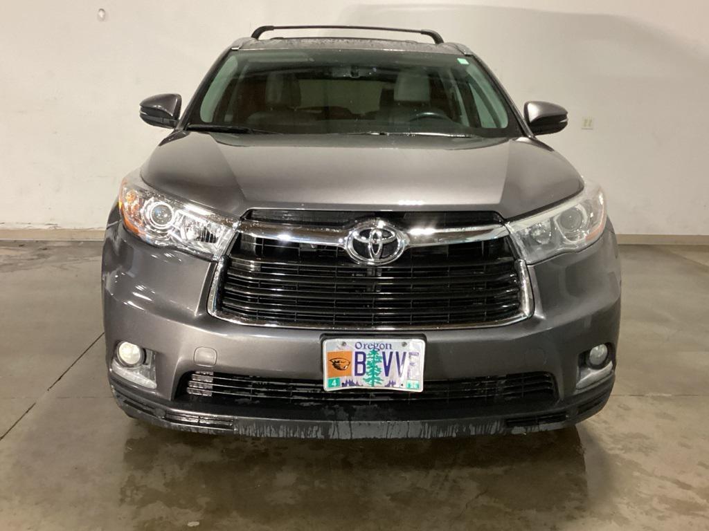 used 2016 Toyota Highlander car, priced at $21,481