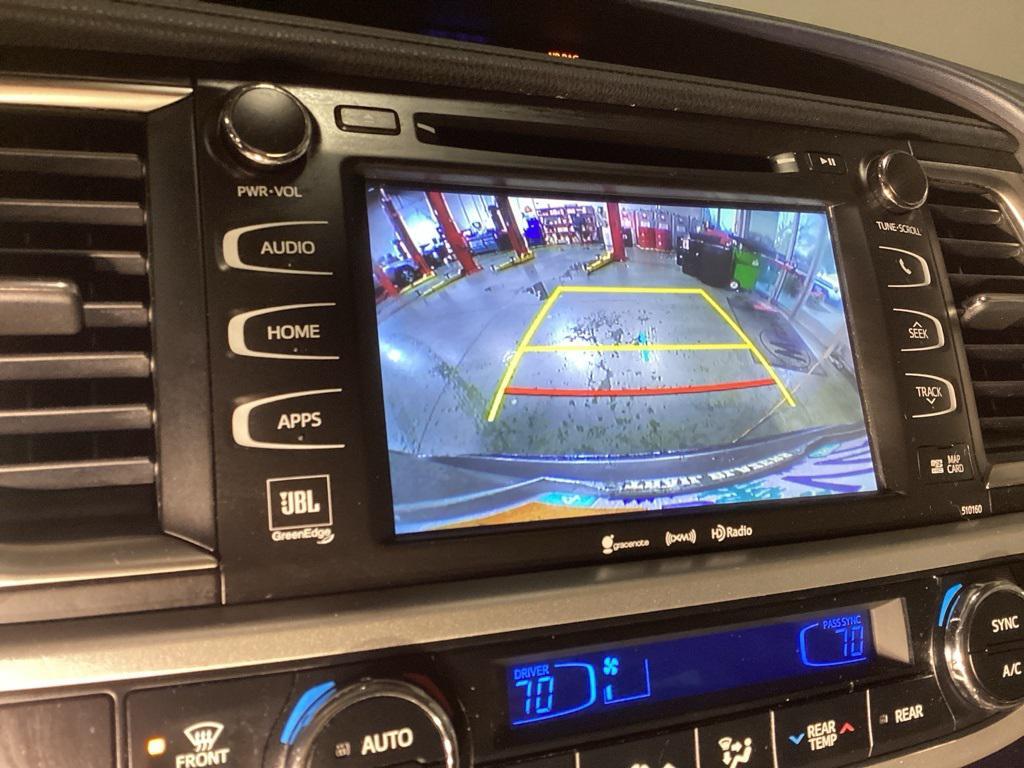 used 2016 Toyota Highlander car, priced at $21,481