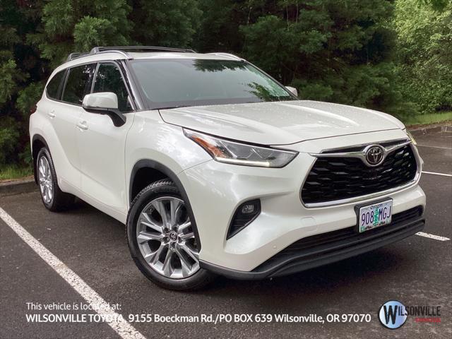 used 2020 Toyota Highlander car, priced at $31,981