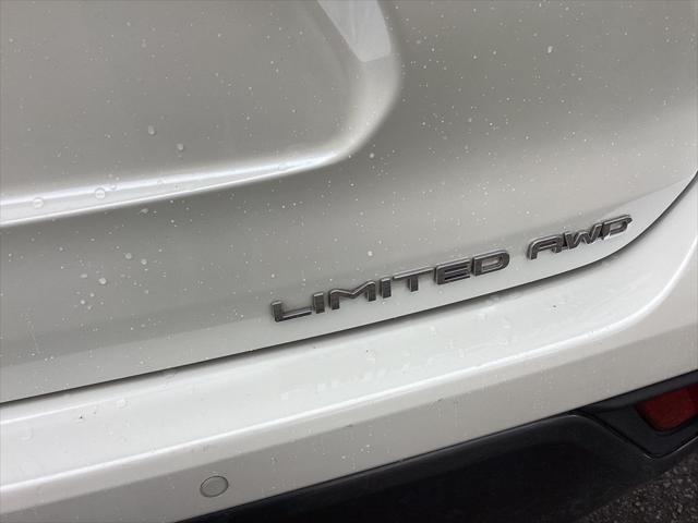 used 2020 Toyota Highlander car, priced at $31,981
