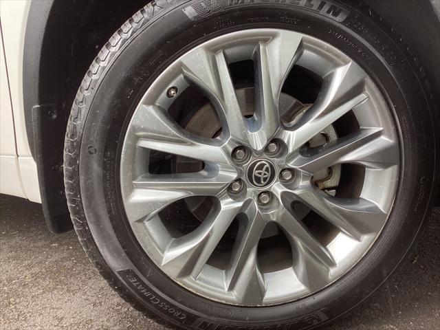 used 2020 Toyota Highlander car, priced at $31,981