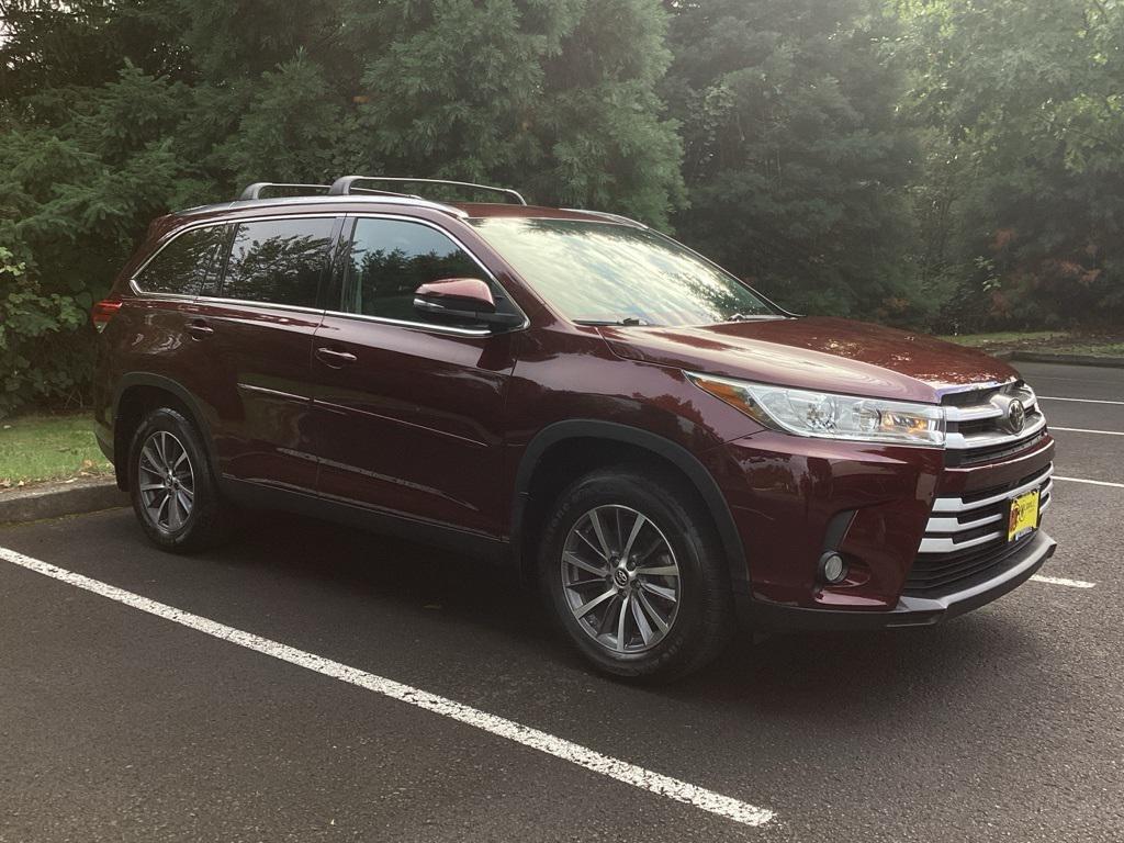 used 2019 Toyota Highlander car, priced at $29,481