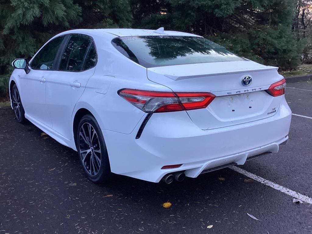 used 2018 Toyota Camry Hybrid car, priced at $18,957