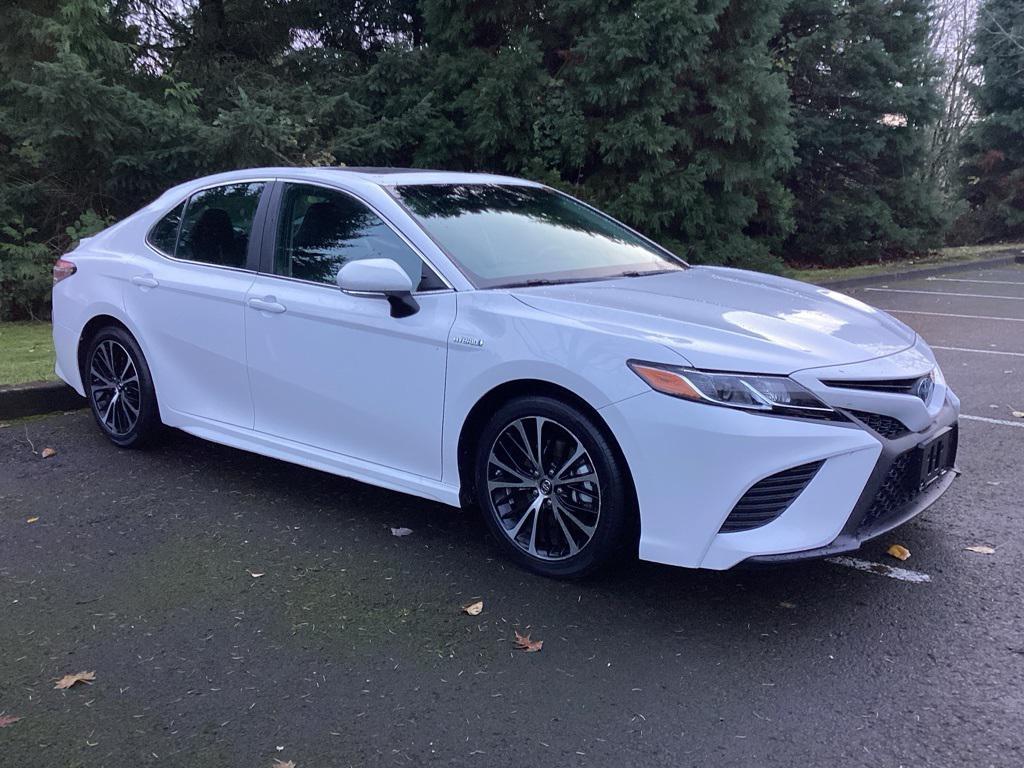 used 2018 Toyota Camry Hybrid car, priced at $18,957