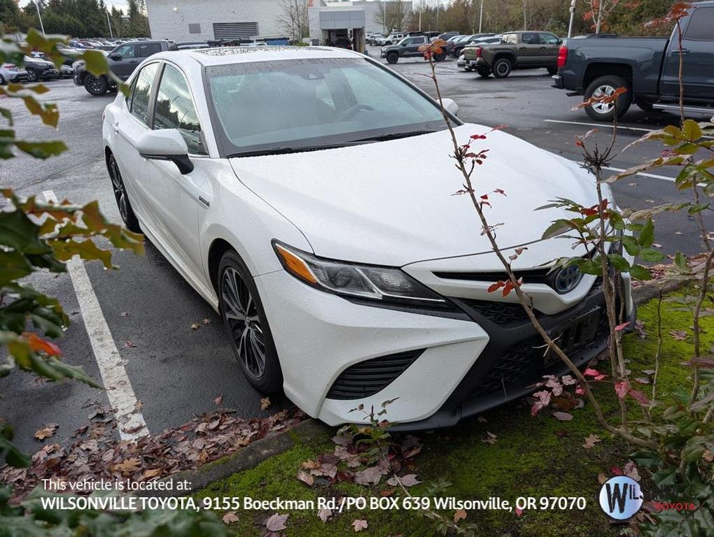 used 2018 Toyota Camry Hybrid car, priced at $18,957