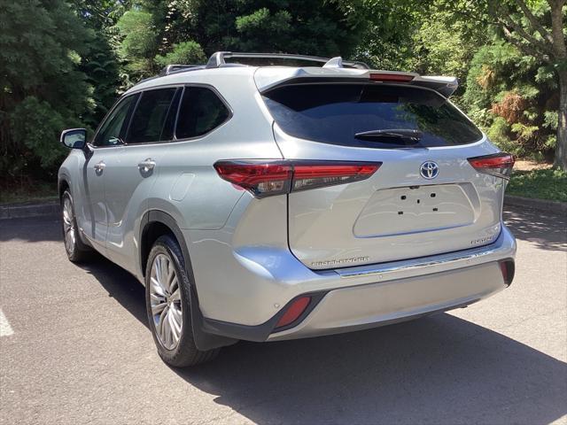 used 2023 Toyota Highlander Hybrid car, priced at $53,050
