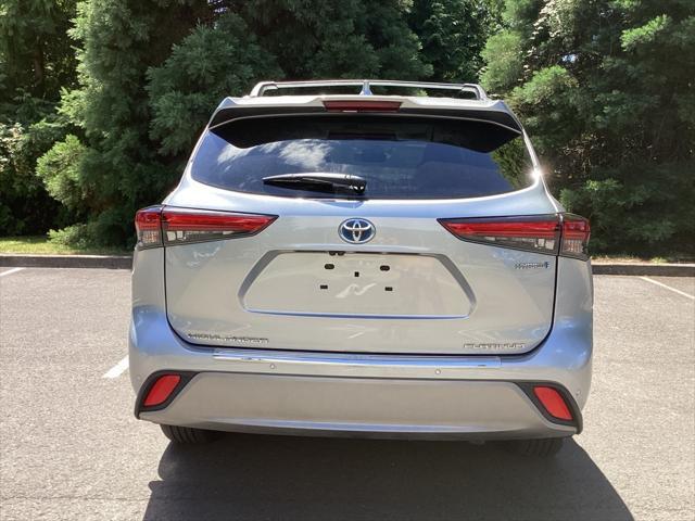 used 2023 Toyota Highlander Hybrid car, priced at $53,050