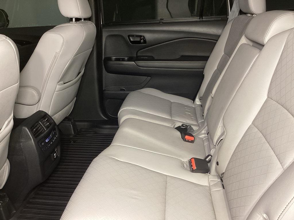 used 2022 Honda Passport car, priced at $31,981