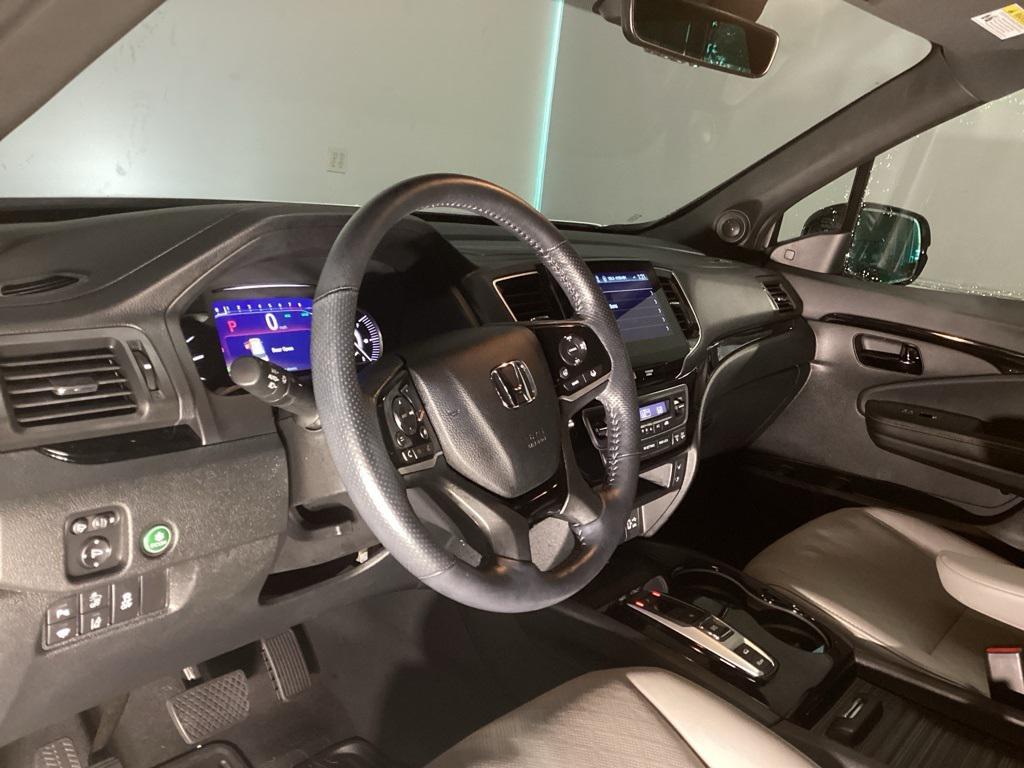 used 2022 Honda Passport car, priced at $31,981