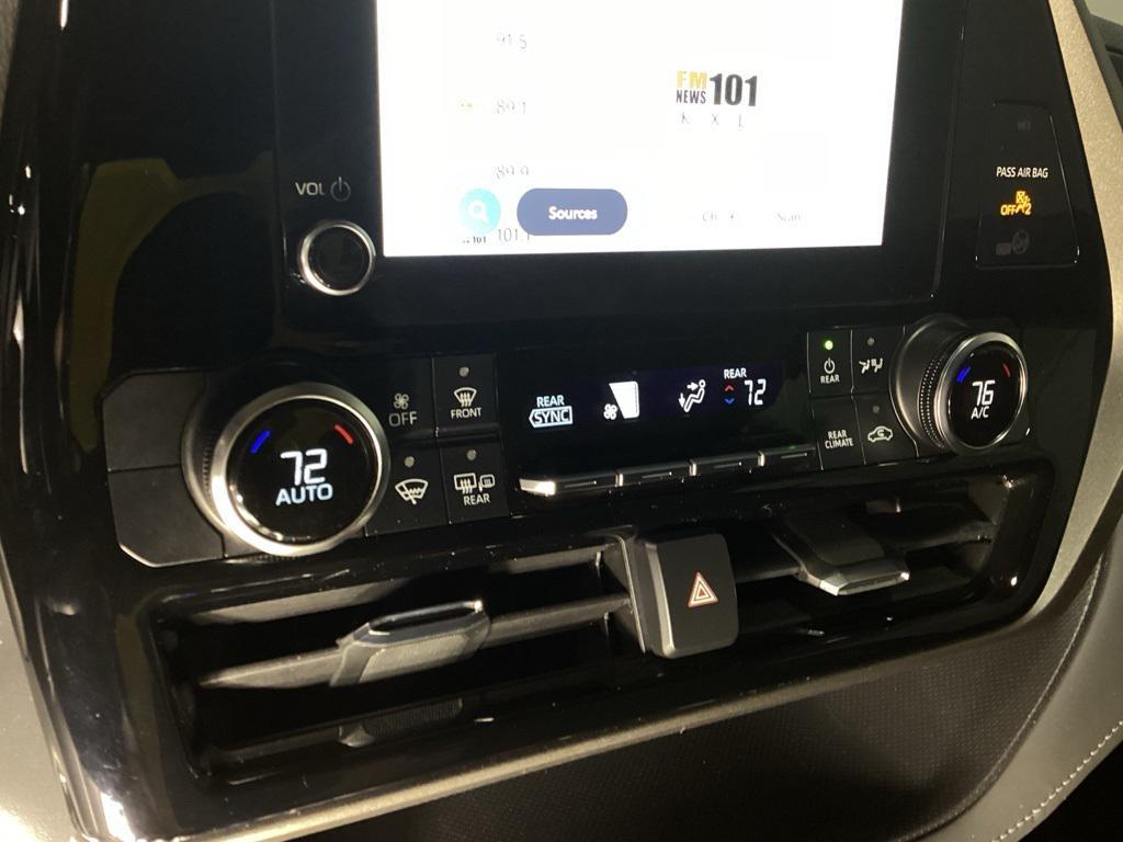 used 2023 Toyota Highlander car, priced at $35,481