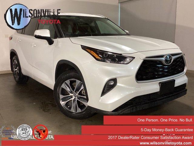 used 2022 Toyota Highlander car, priced at $36,481