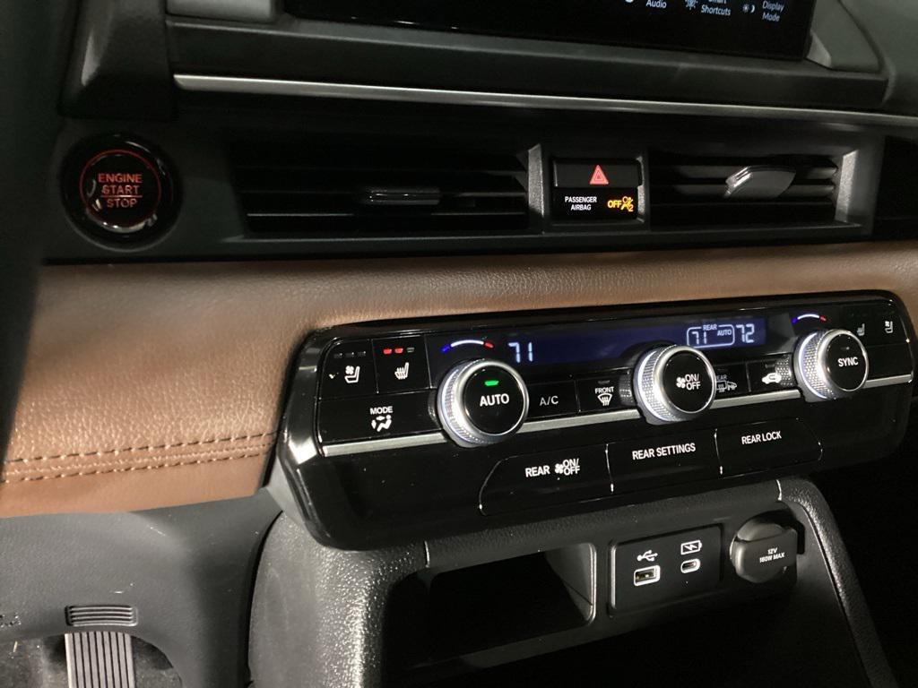 used 2025 Honda Pilot car, priced at $45,481