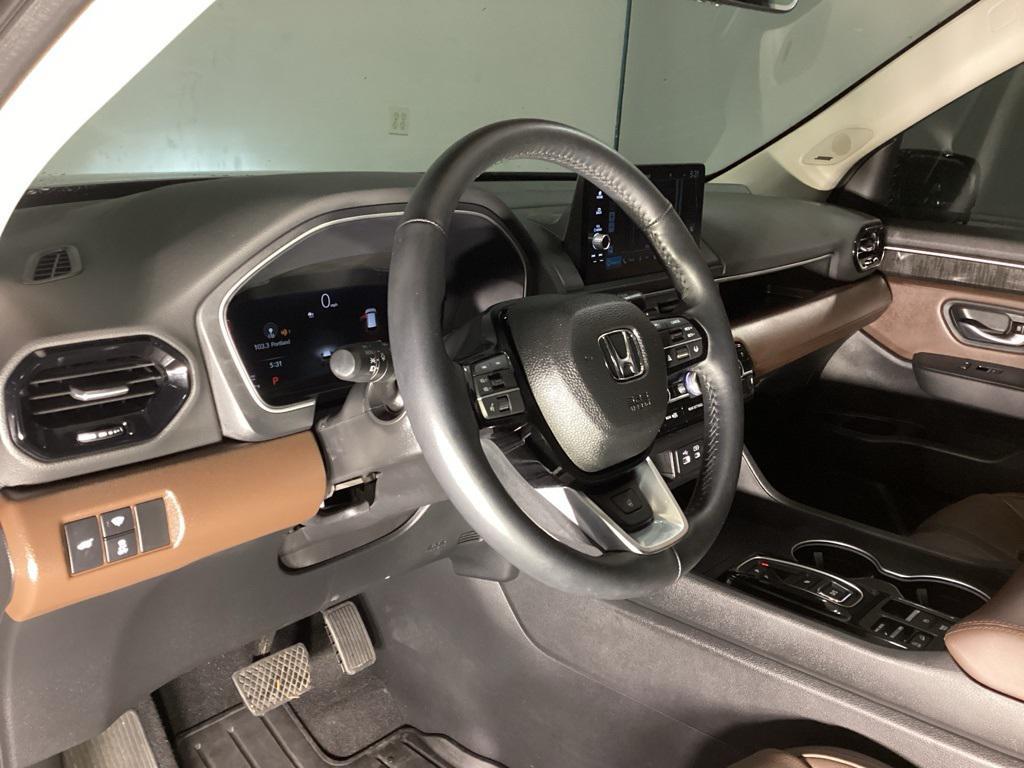 used 2025 Honda Pilot car, priced at $45,481