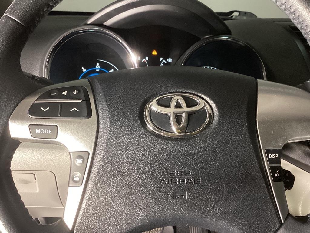 used 2012 Toyota Highlander Hybrid car, priced at $18,981