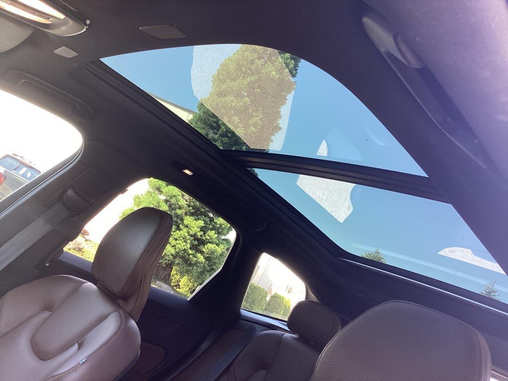 used 2022 Volvo XC60 car, priced at $26,481
