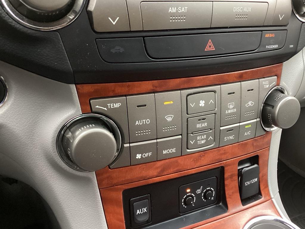 used 2008 Toyota Highlander car, priced at $9,481