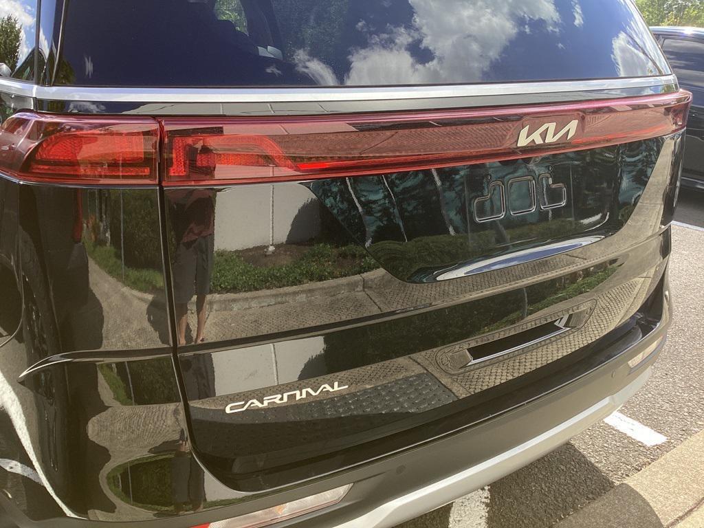 used 2023 Kia Carnival car, priced at $30,481