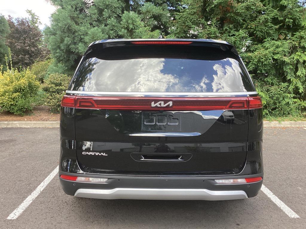 used 2023 Kia Carnival car, priced at $30,481