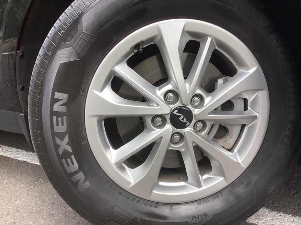 used 2023 Kia Carnival car, priced at $30,481