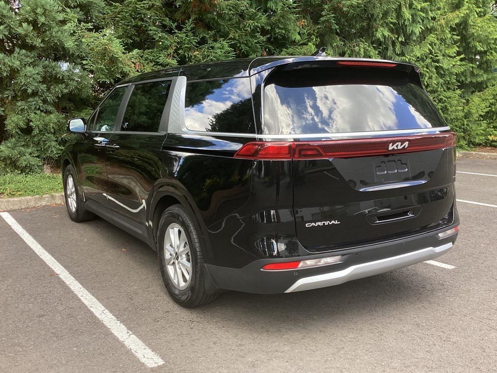 used 2023 Kia Carnival car, priced at $30,481
