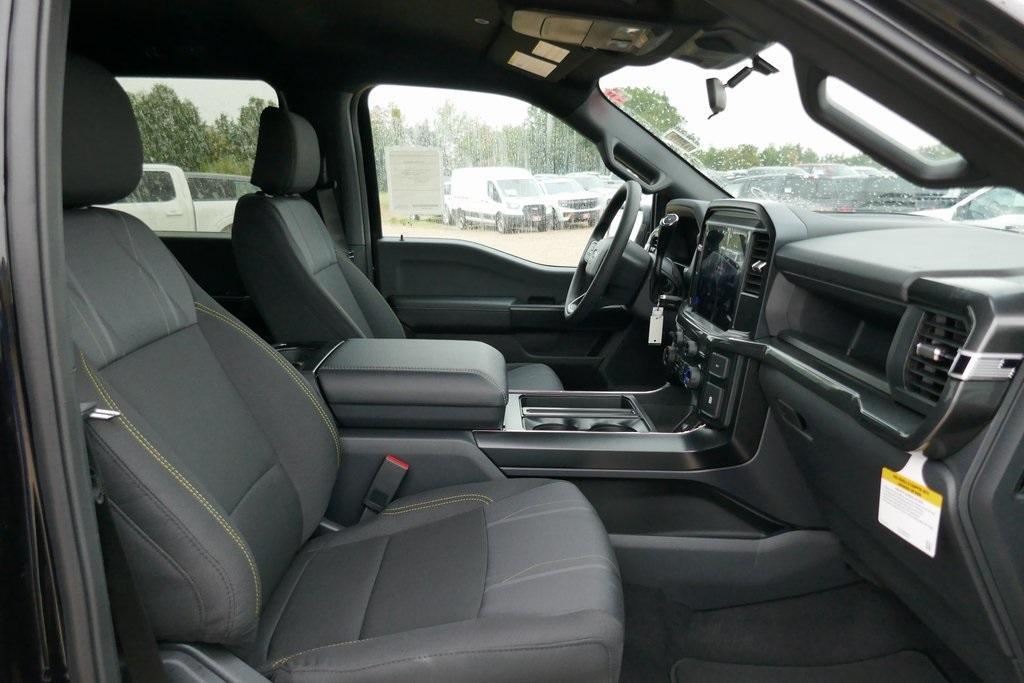 new 2025 Ford F-150 car, priced at $44,702