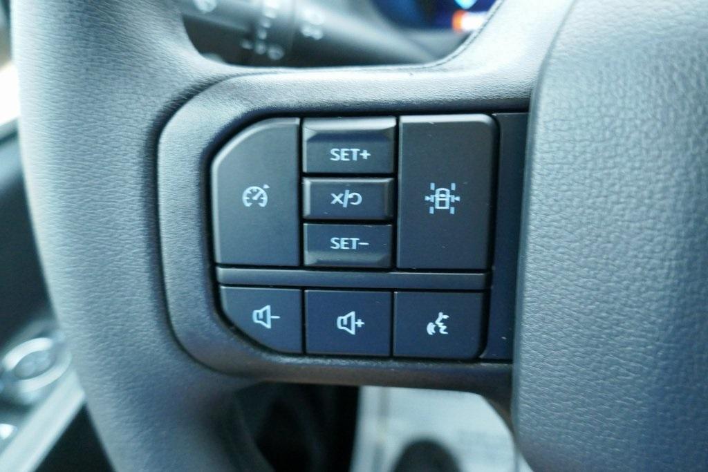 new 2025 Ford F-150 car, priced at $44,702