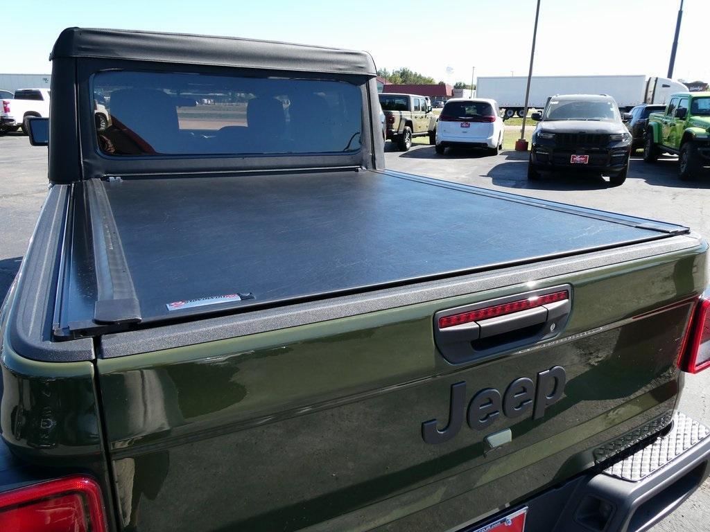 used 2022 Jeep Gladiator car, priced at $32,995