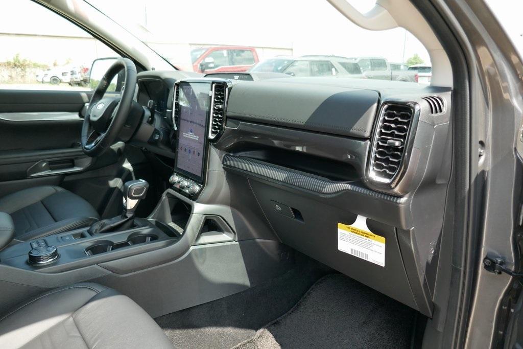 new 2025 Ford Ranger car, priced at $49,620