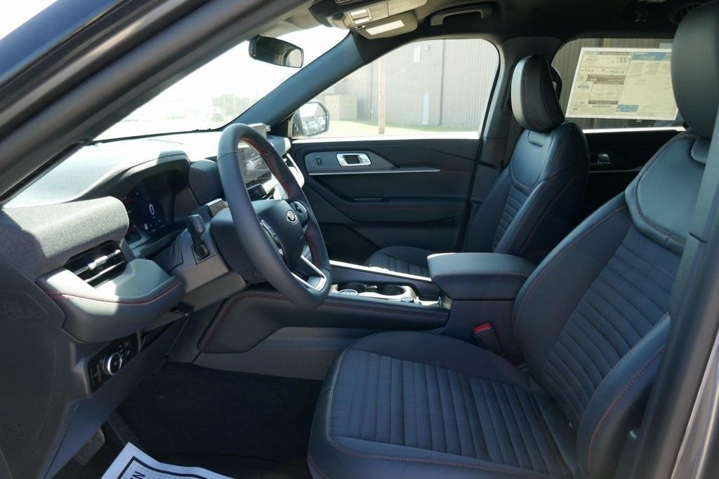 new 2025 Ford Explorer car, priced at $43,983