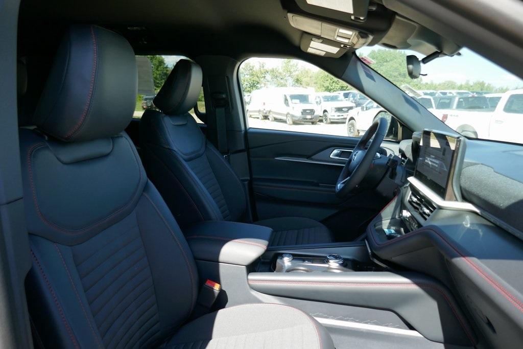 new 2025 Ford Explorer car, priced at $43,983