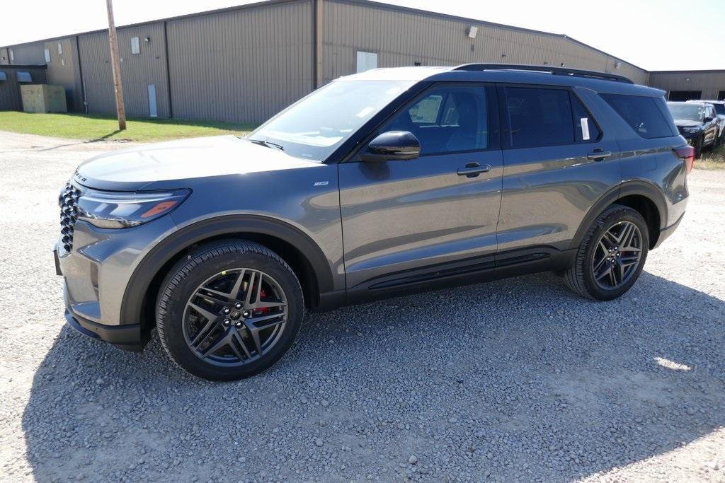 new 2025 Ford Explorer car, priced at $43,983