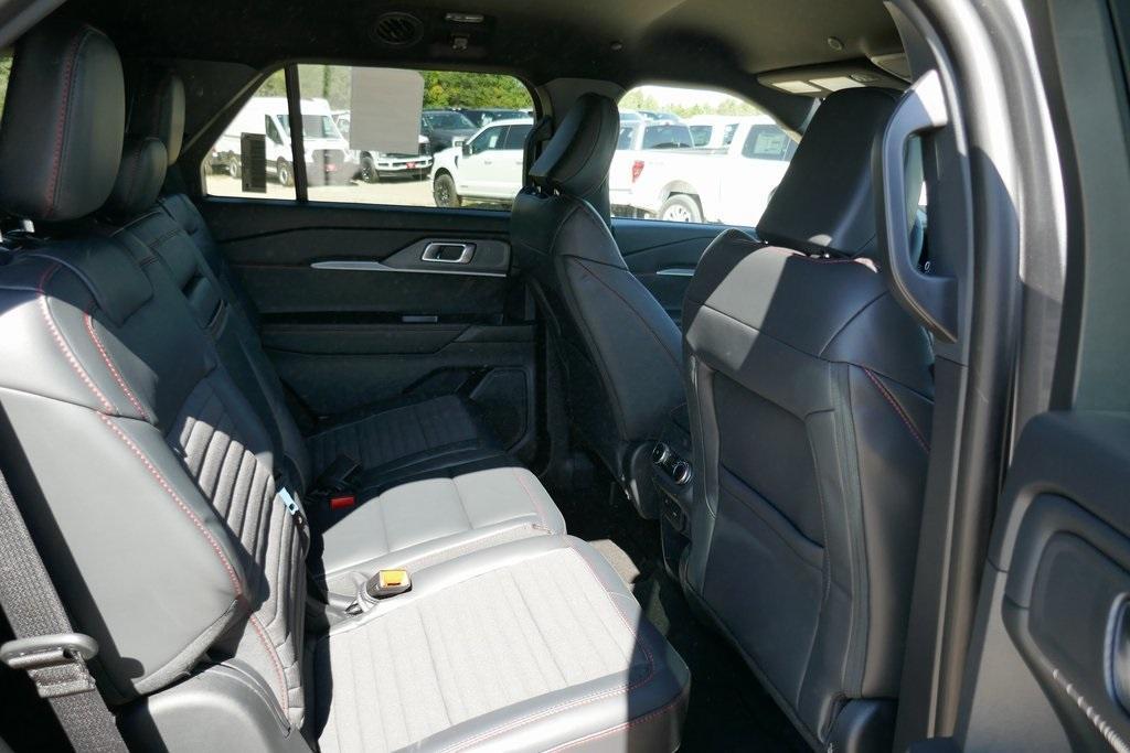 new 2025 Ford Explorer car, priced at $43,983